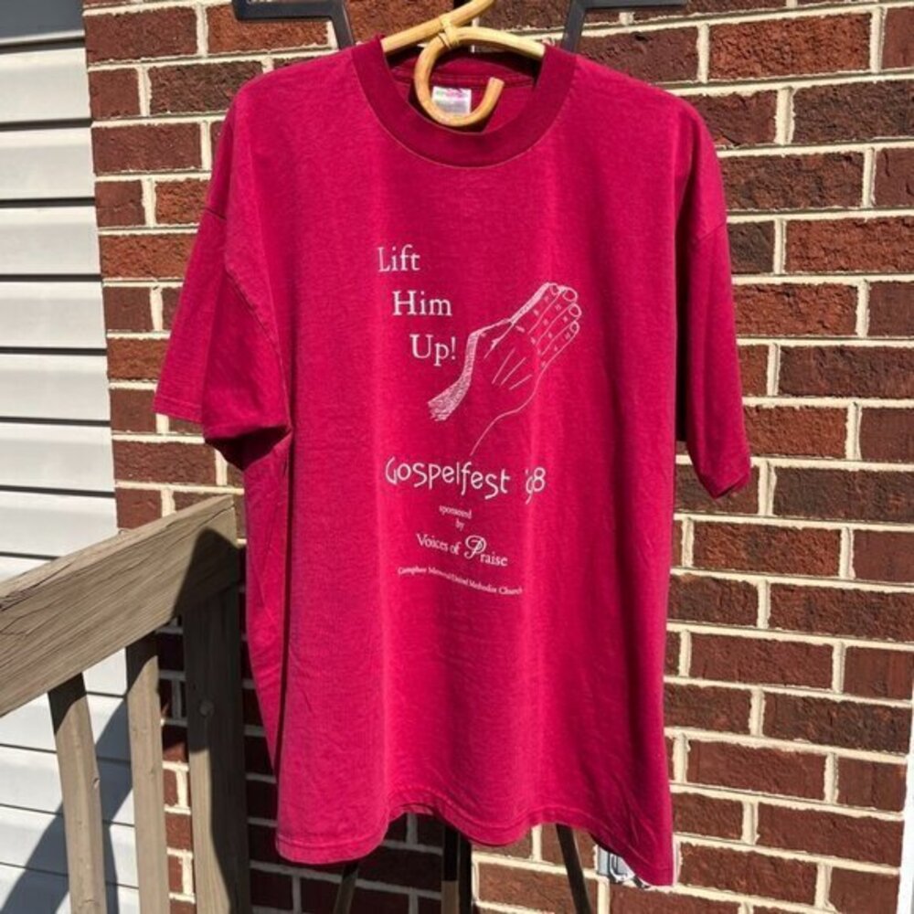 Vintage Fruit of the Loom Lift Him Up Gospelfest '98 Red Jesus T-shirt Men's XL